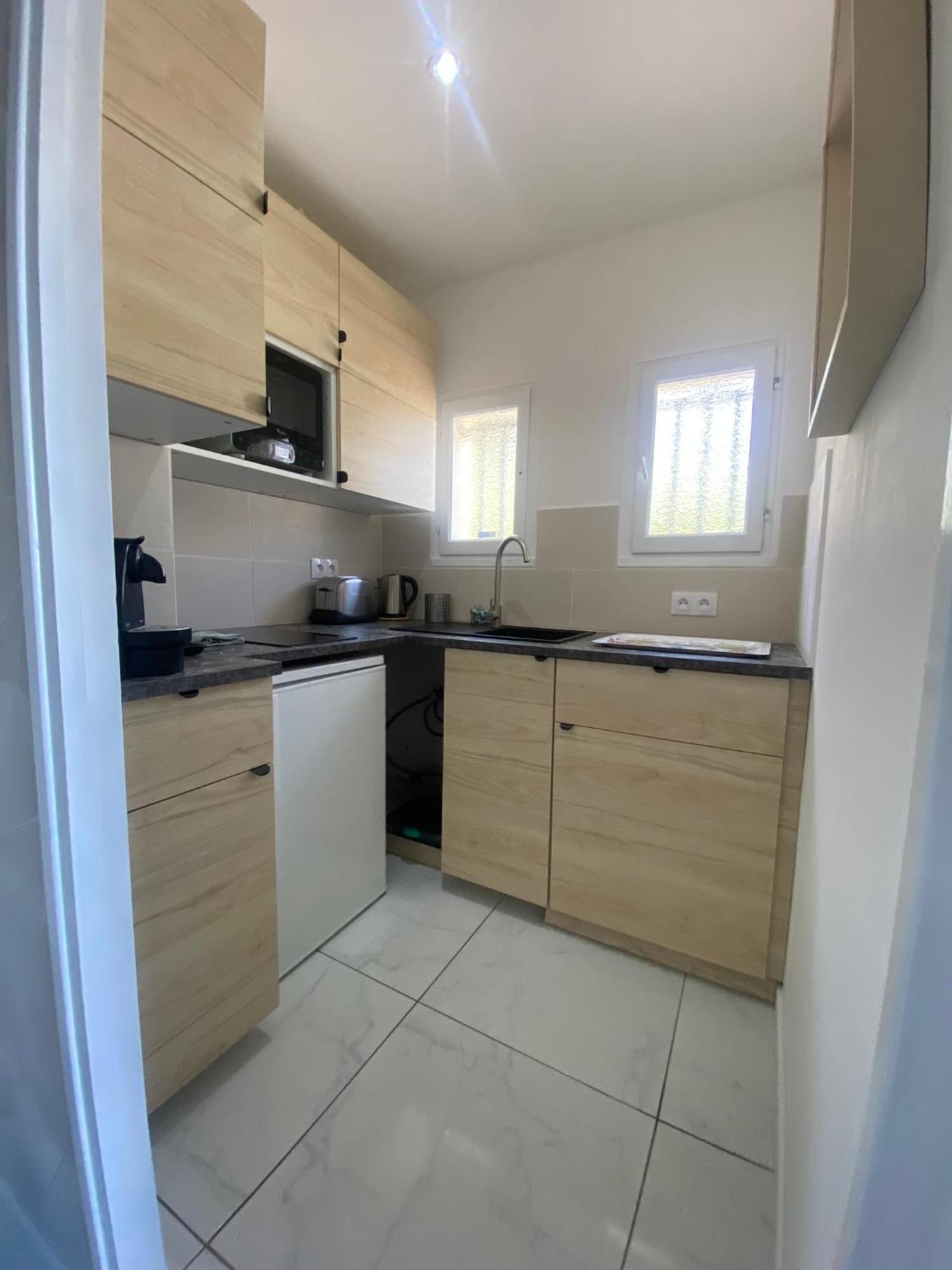 Appartement Cosy A Sanary Plage De Portissol-Climatise-Parking Prive 外观 照片